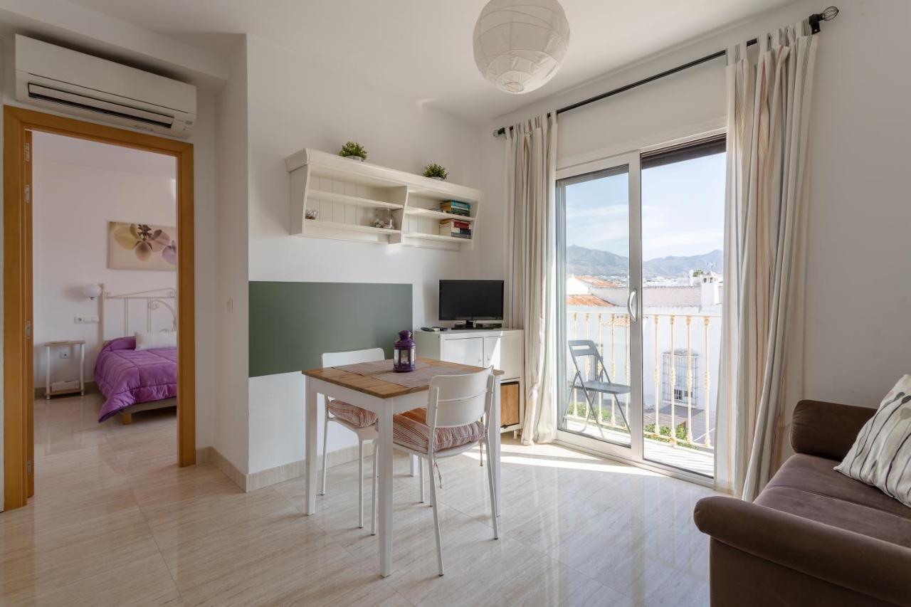Apartamento Corazon De Нерха Екстериор снимка